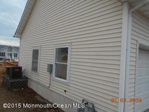 830 Leeward Dr, Lacey, NJ 08734 photo 2