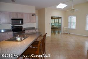 12 Hampton Ct, Matawan, NJ 07747 photo 9