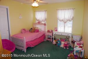 12 Hampton Ct, Matawan, NJ 07747 photo 14