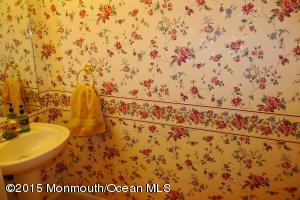 12 Hampton Ct, Matawan, NJ 07747 photo 4