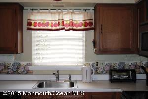 46 Whitman St, Brick, NJ 08724 photo 2