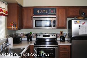 46 Whitman St, Brick, NJ 08724 photo 3