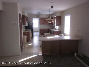 38 Thames Pl, Brick, NJ 08723 photo 9