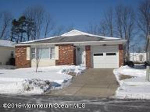38 Thames Pl, Brick, NJ 08723 photo 1