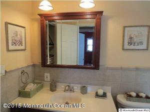 2 Chestnut Dr, Matawan, NJ 07747 photo 11