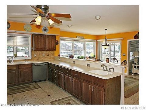 917 Capstan Dr, Forked River, NJ 08731 photo 2