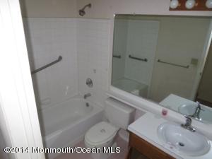 9 Norwick Ct, Forked River, NJ 08731 photo 4