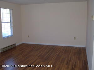 33 Mill Rd, Whiting, NJ 08759 photo 4