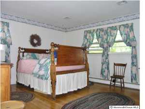 9 Schelly Dr, Middletown, NJ 07748 photo 10