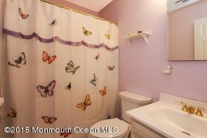 72 Sunset Pl, Middletown, NJ 07748 photo 16