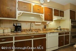 72 Sunset Pl, Middletown, NJ 07748 photo 3