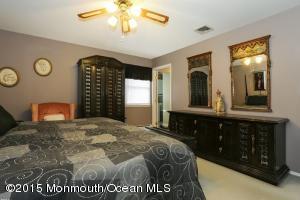 72 Sunset Pl, Middletown, NJ 07748 photo 14