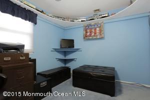 72 Sunset Pl, Middletown, NJ 07748 photo 17