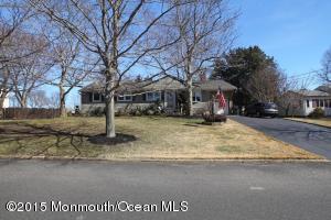 135 Irwin Pl, Middletown, NJ 07748 photo 17