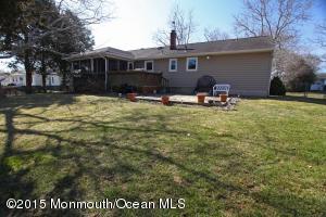 135 Irwin Pl, Middletown, NJ 07748 photo 15