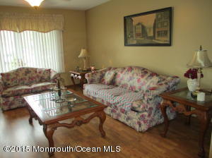 314 Maxwell Ct, Brick, NJ 08724 photo 4