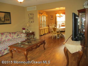 314 Maxwell Ct, Brick, NJ 08724 photo 3