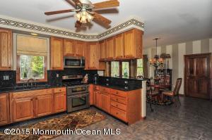 310 Clearstream Rd, Jackson, NJ 08527 photo 9