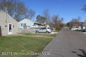 43 Lighthouse Dr, Waretown, NJ 08758 photo 2