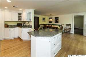 18 N Cherry Ln, Rumson, NJ 07760 photo 4