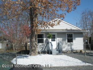 35 Southwind Dr, Waretown, NJ 08758 photo 1