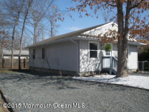 35 Southwind Dr, Waretown, NJ 08758 photo 2