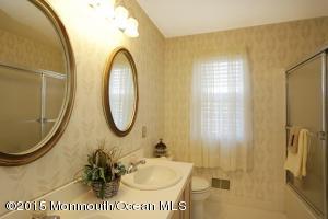 302 Carnation Dr, Brick, NJ 08724 photo 12