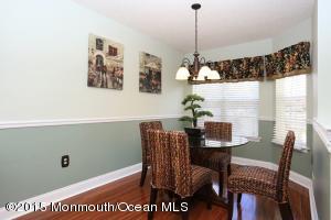302 Carnation Dr, Brick, NJ 08724 photo 2
