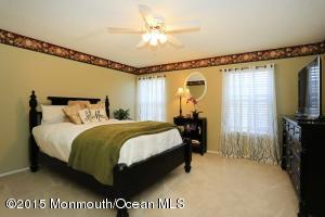 302 Carnation Dr, Brick, NJ 08724 photo 11
