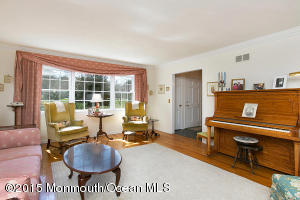 9 Woods End Rd, Rumson, NJ 07760 photo 4