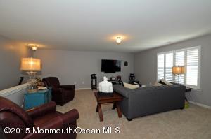 22 Mcgowan Ct, Old Bridge, NJ 08857 photo 12