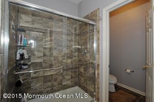 22 Mcgowan Ct, Old Bridge, NJ 08857 photo 11