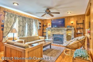 36 Walker Ln, Waretown, NJ 08758 photo 7
