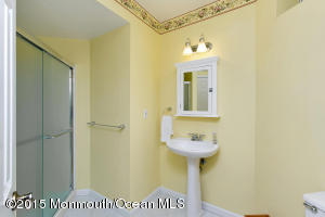 33 E River Rd, Rumson, NJ 07760 photo 15