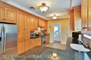 33 E River Rd, Rumson, NJ 07760 photo 10