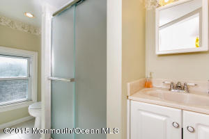 33 E River Rd, Rumson, NJ 07760 photo 25