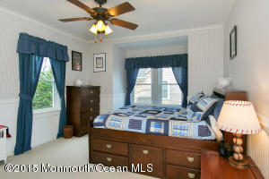 33 E River Rd, Rumson, NJ 07760 photo 17