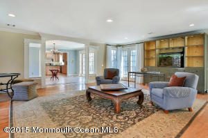 3 Alyce Ln, Rumson, NJ 07760 photo 2