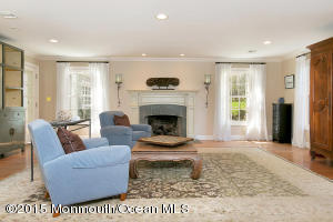 3 Alyce Ln, Rumson, NJ 07760 photo 3