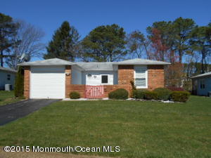 9 Kent Dr, Brick, NJ 08723 photo 1