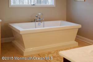 7 Alpine Dr, Millstone, NJ 08535 photo 20