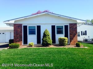 159 Blake Cir, Brick, NJ 08724 photo 1