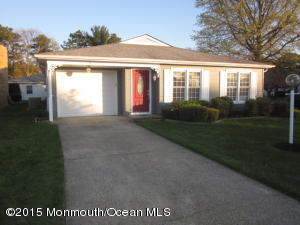 2 Marta Ct, Brick, NJ 08723 photo 32