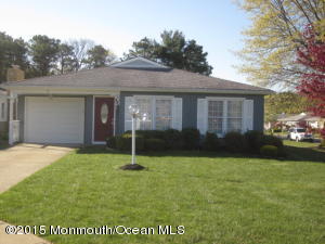 2 Marta Ct, Brick, NJ 08723 photo 1