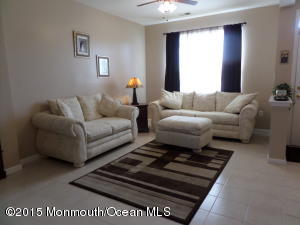7 Moss Ln, Jackson, NJ 08527 photo 2