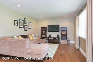 37 Frank Applegate Rd, Jackson, NJ 08527 photo 2