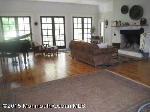 228 Jackson St, Matawan, NJ 07747 photo 4