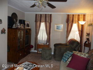10 Schoolhouse Rd, Wrightstown, NJ 08562 photo 3
