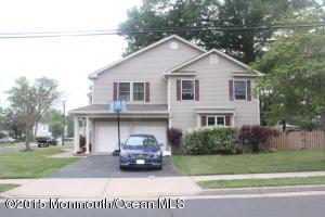 39 Weldon Rd, Matawan, NJ 07747 photo 4