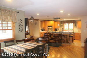 39 Weldon Rd, Matawan, NJ 07747 photo 10